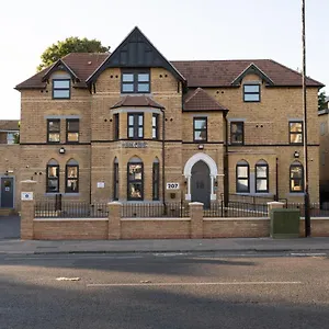 Hotel Dc, Stratford, Londra